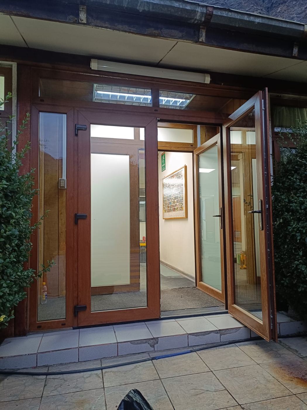 Puerta doble paso libre