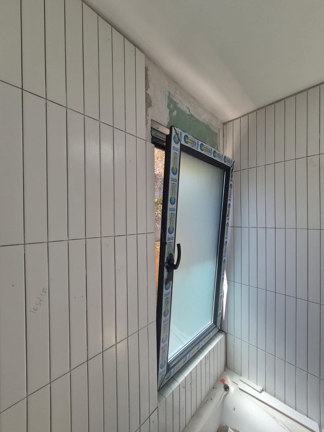 Ventana oscilobatiente
